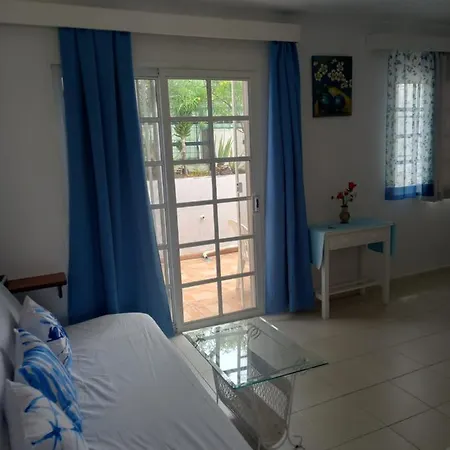 Corralejo Beach Apartament 科拉雷侯